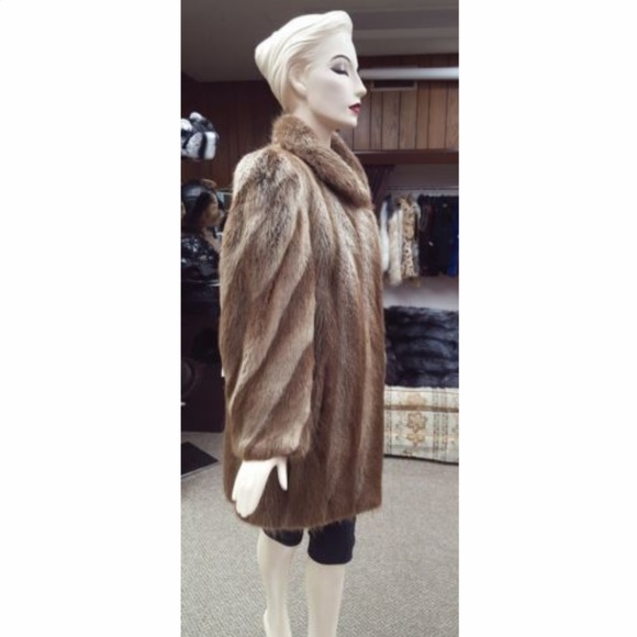 Blond Long Hair Beaver Fur Coat - Picture 3 of 5